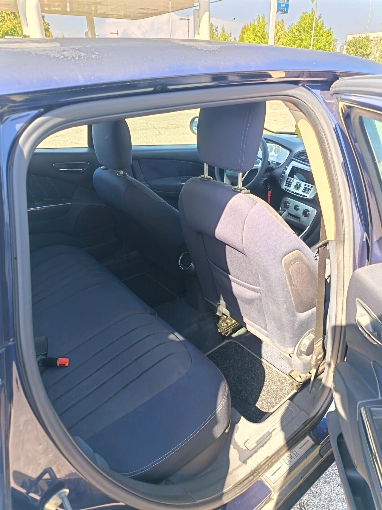 Lancia Delta 1.6 MJT DPF Argento
