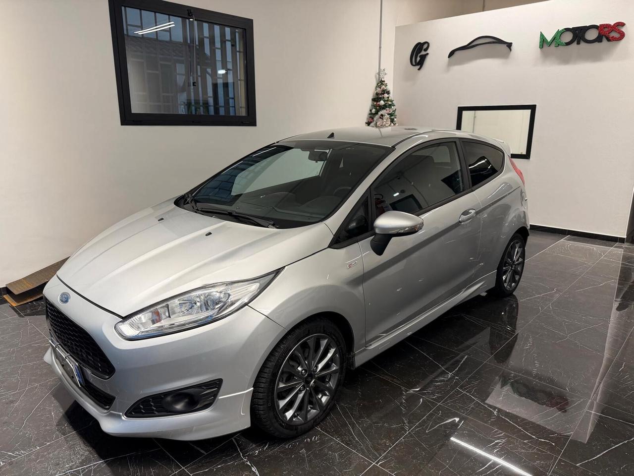 Ford Fiesta 1.5 TDCi 95CV 3 porte ST-Line NEOPATENTATI
