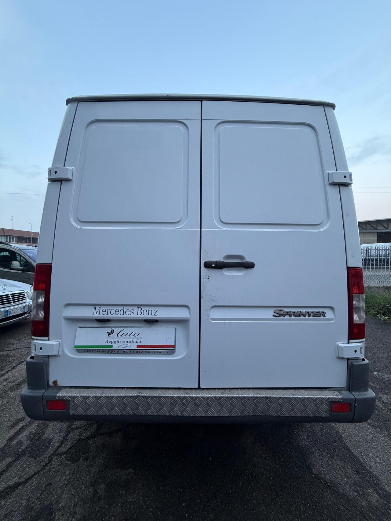 Mercedes Benz Sprinter