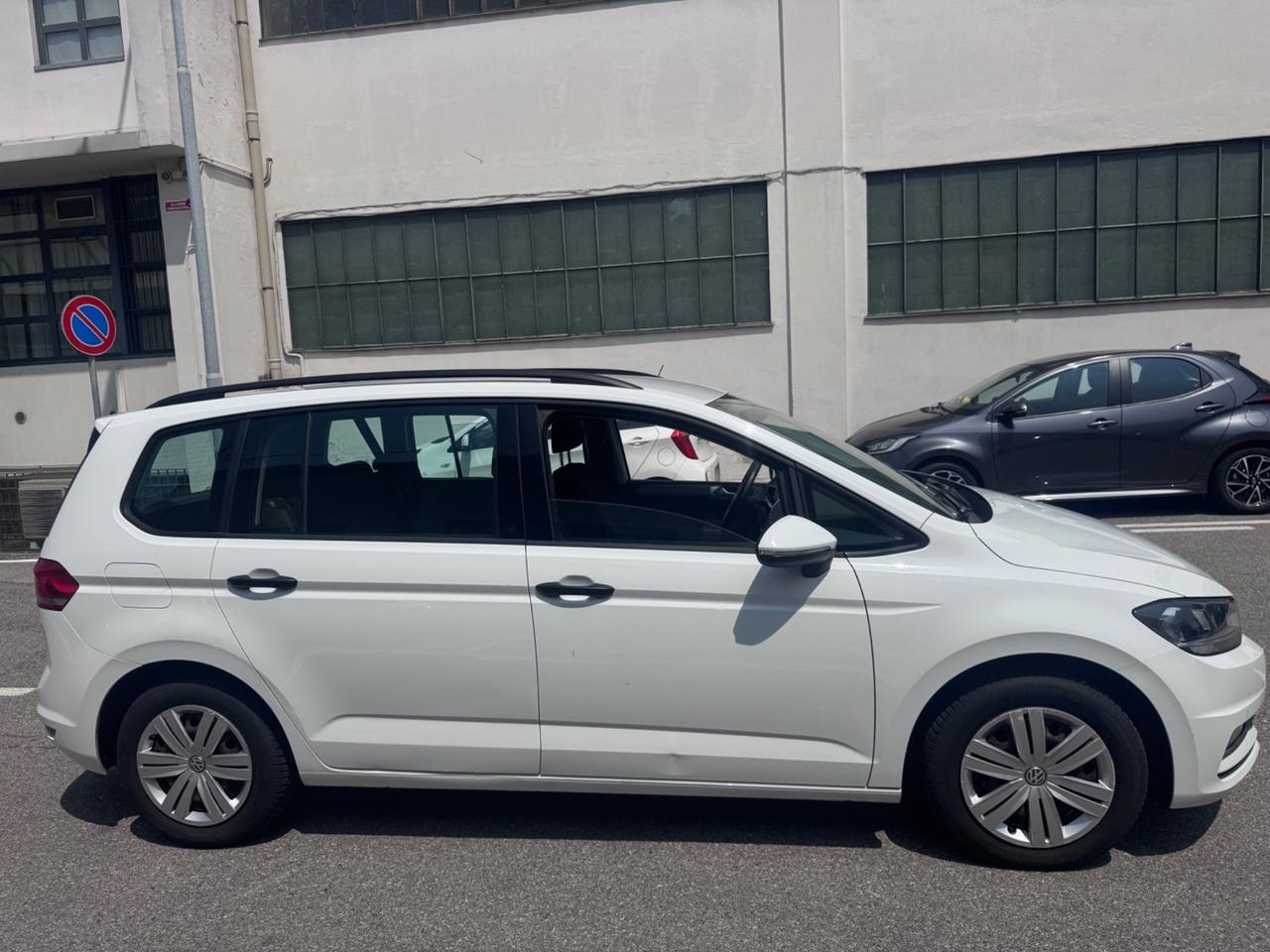 Volkswagen Touran 1.6 TDI BlueMotion 2016