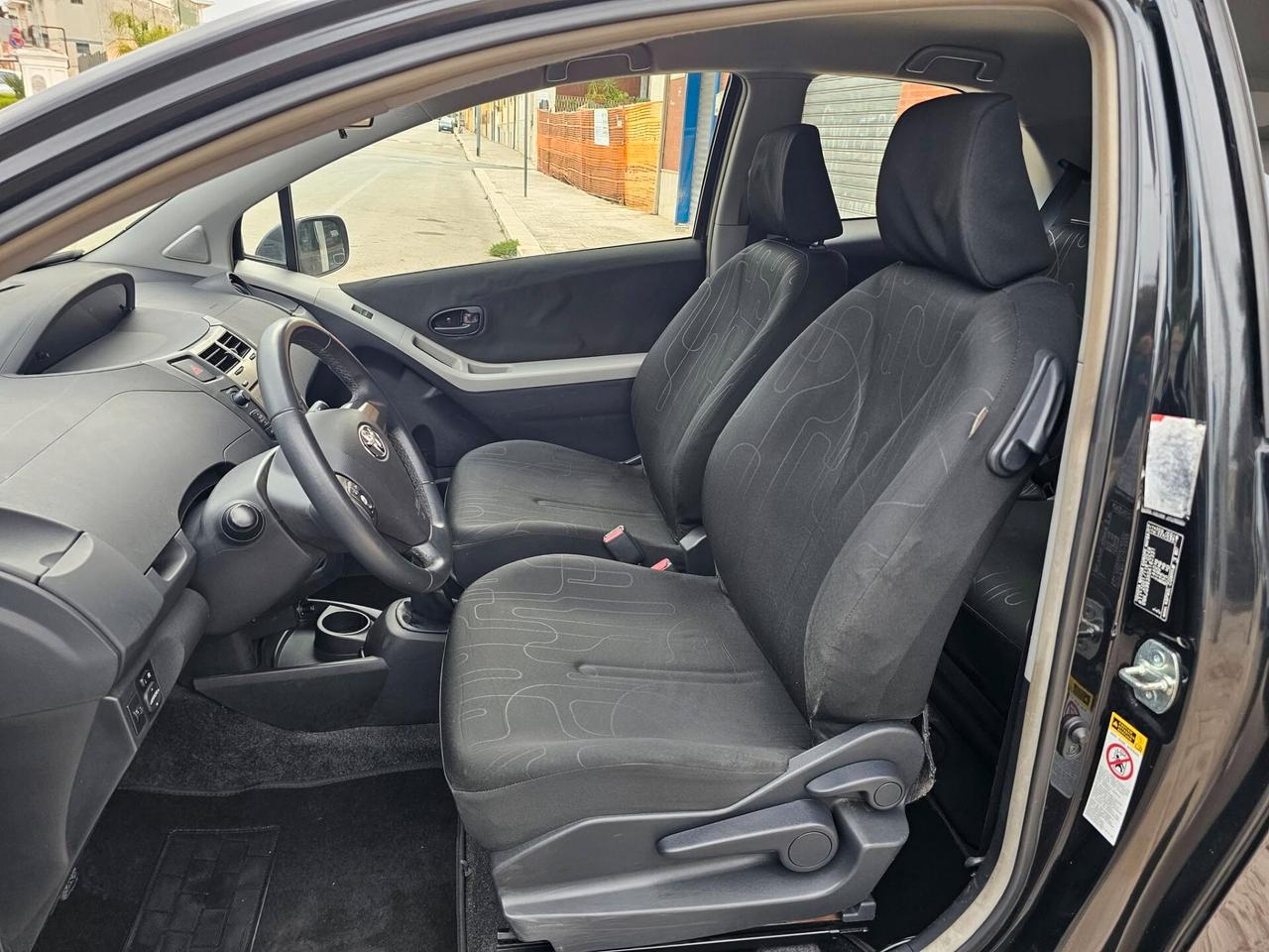 TOYOTA YARIS 1.0 70CV SOL 3 PORTE