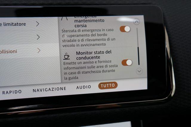LAND ROVER Range Rover Evoque 2.0D I4 163 CV AWD Auto R-Dynamic S
