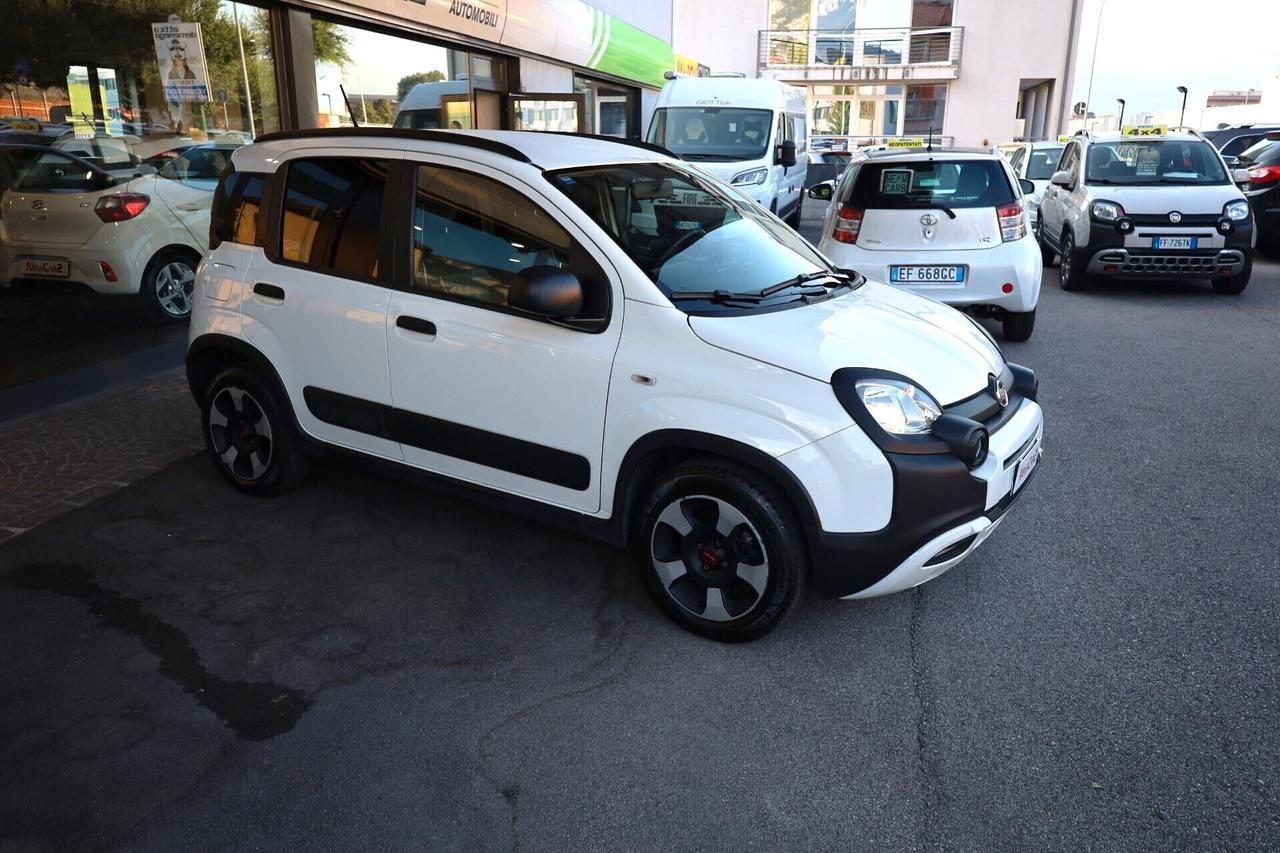 FIAT PANDA 1.0 FireFly S&S HYBRID CITY CROSS