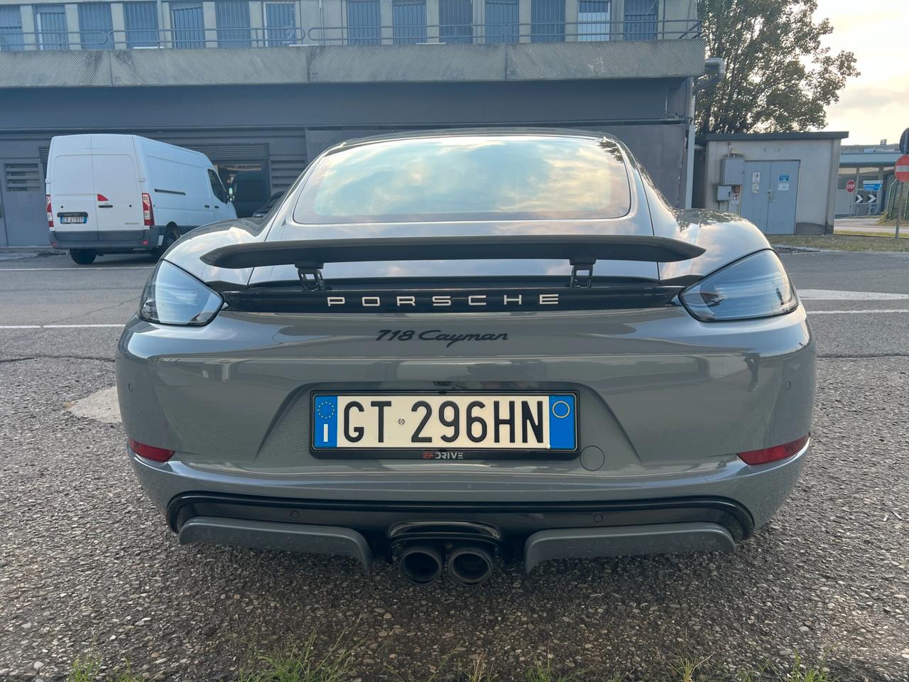 Porsche Cayman 718 STYLE EDITION