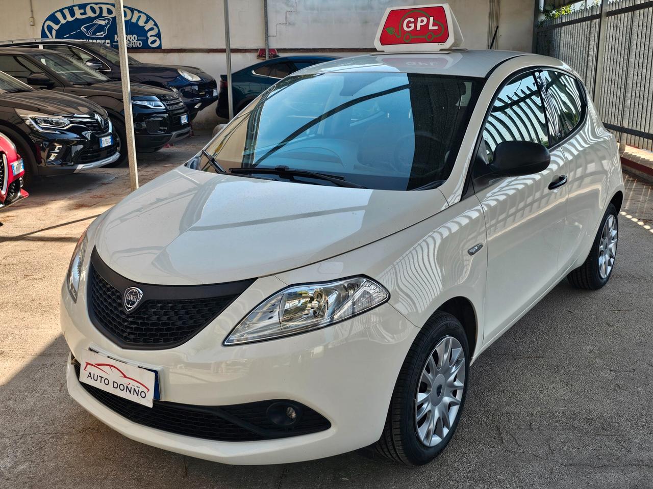 Lancia Ypsilon 1.2 GPL Ecochic Elefantino Blu 5P