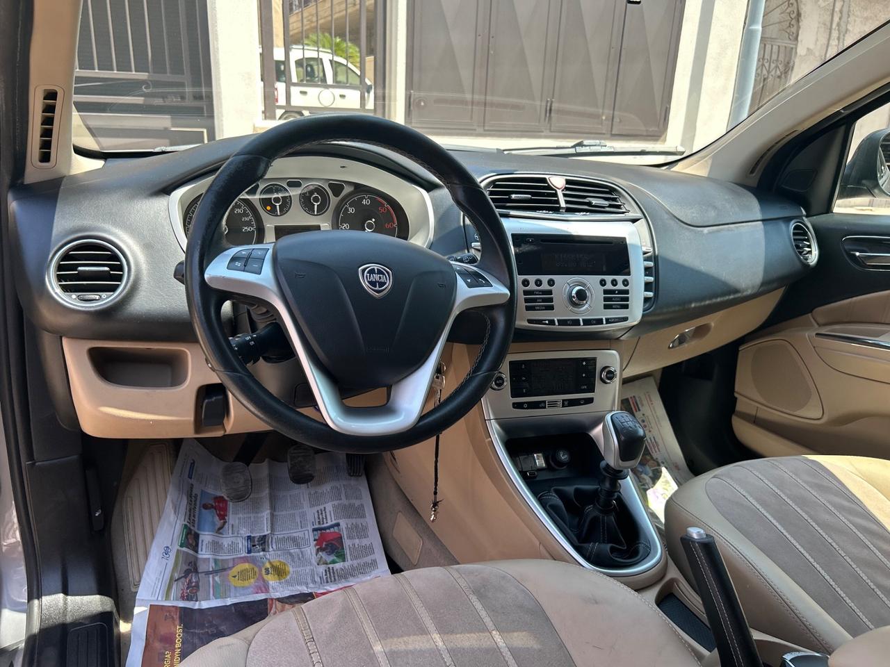Lancia Delta 1.6 MJT DPF Gold