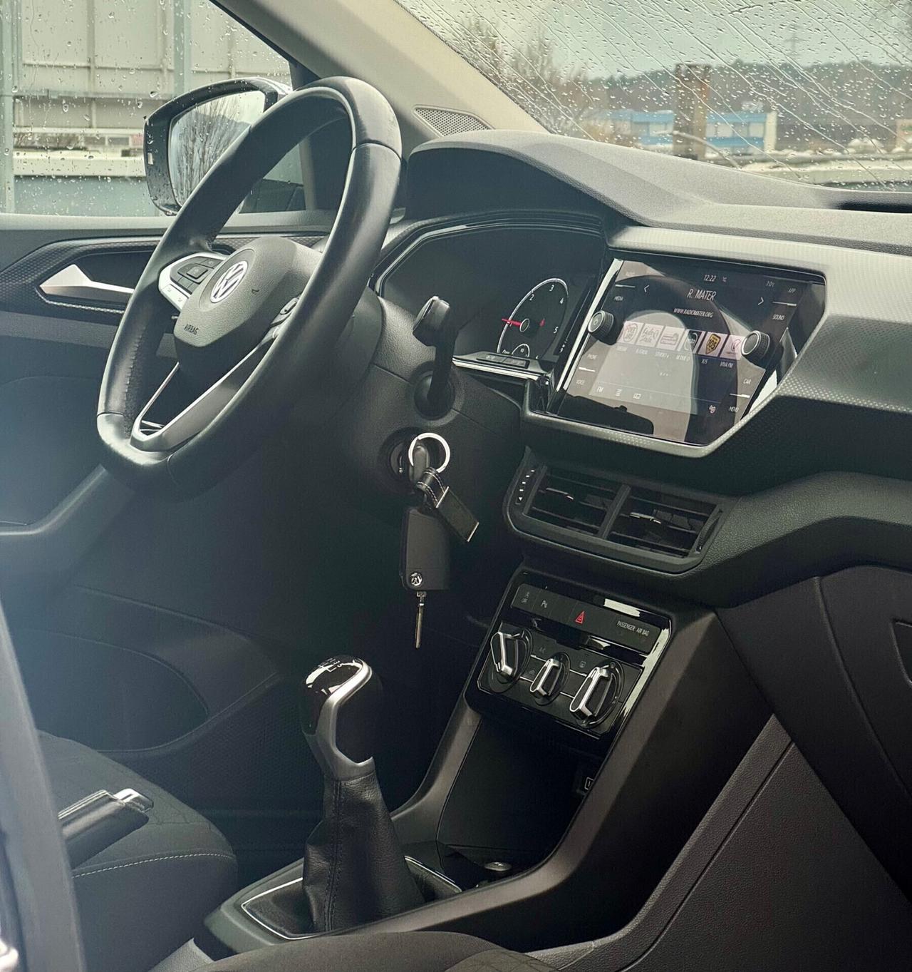 Volkswagen T-Cross 1.6 TDI 2019 SOLO 90.000km