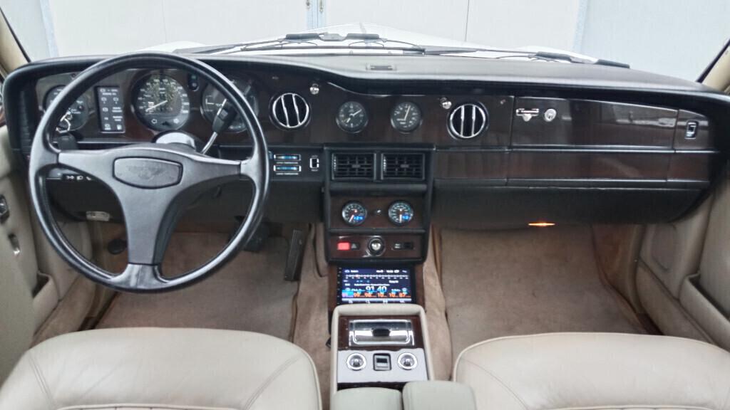 Bentley Eight