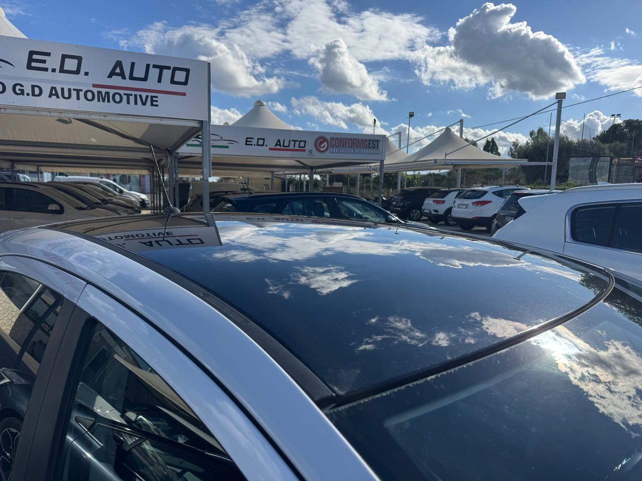 Opel Corsa 1.4 90CV GPL Tech 5 porte b-Color