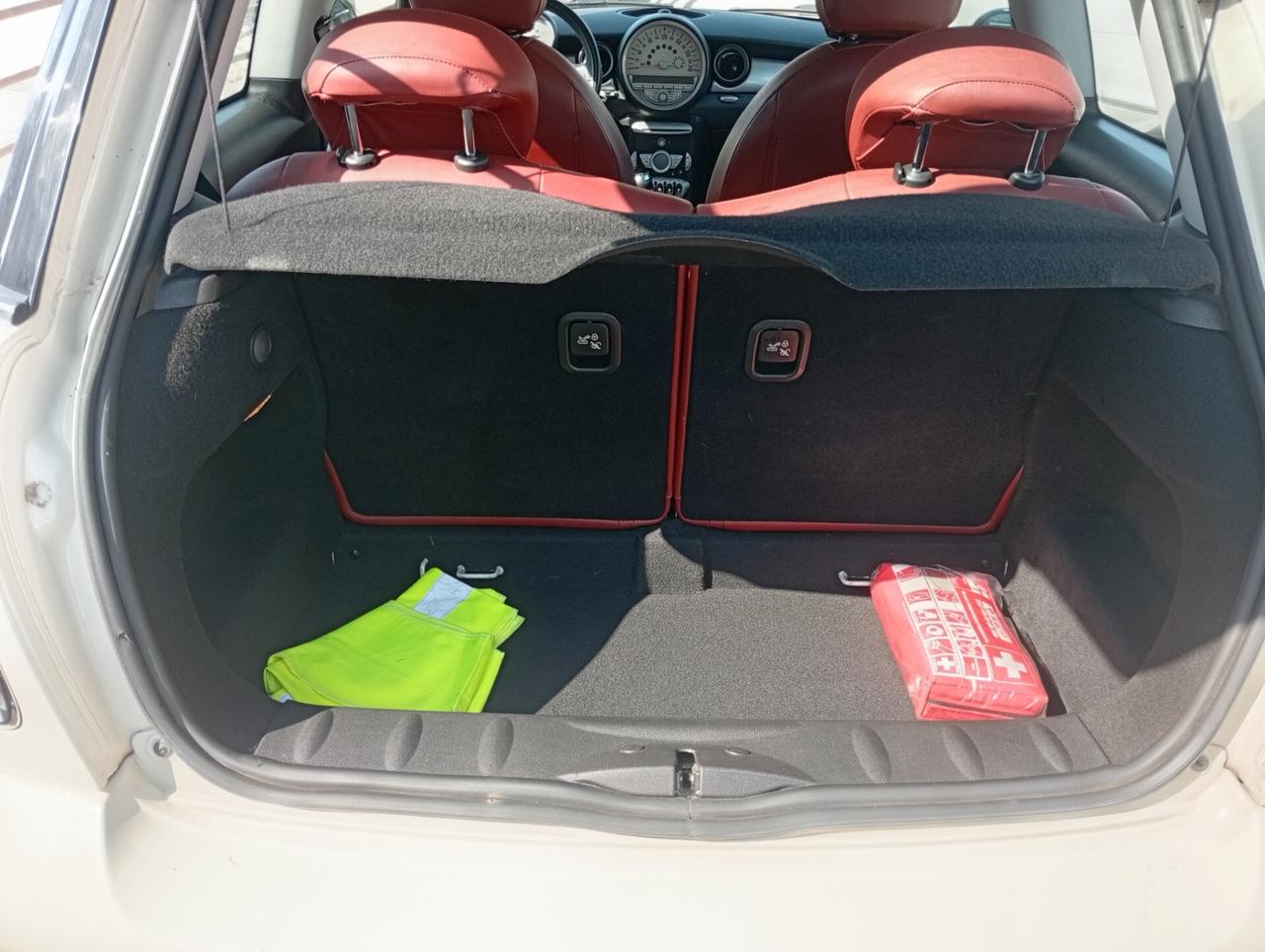 Mini 1.6 16V Cooper D NEOPATENTATI OK