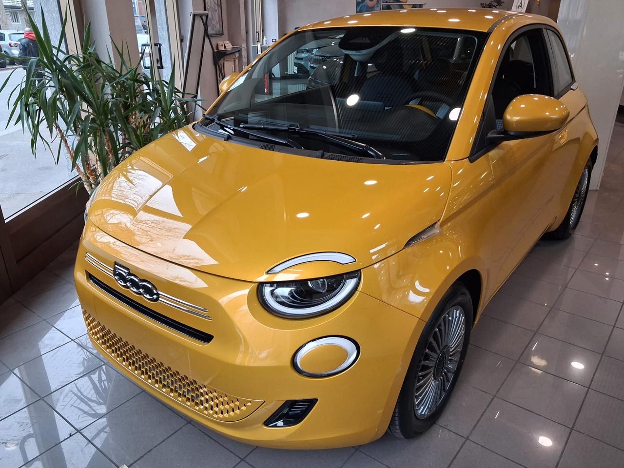 Fiat 500 Berlina Hybrid Torino