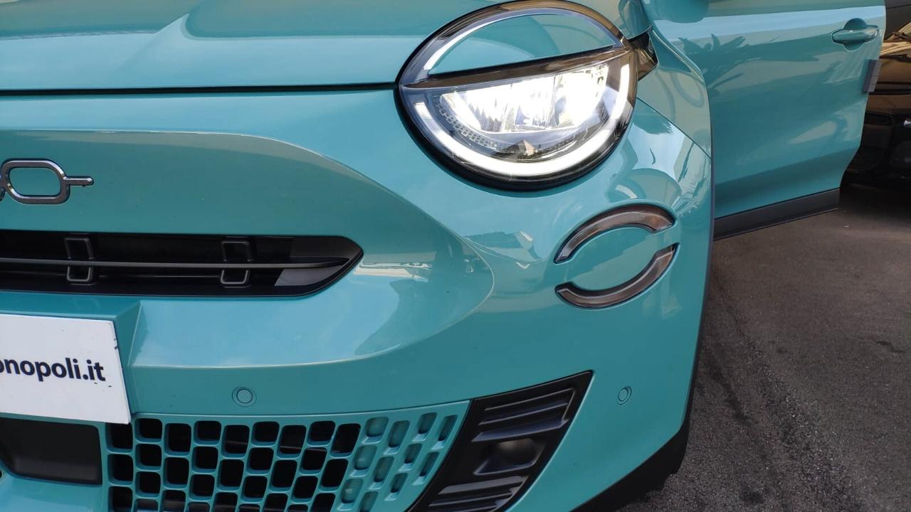 Fiat 600 Hybrid 110 CV DCT MHEV Km 0