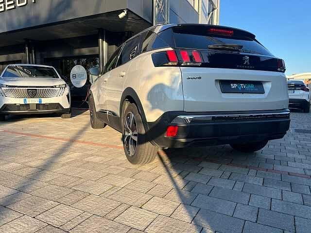 Peugeot 3008 BlueHDi 120 S&S Allure