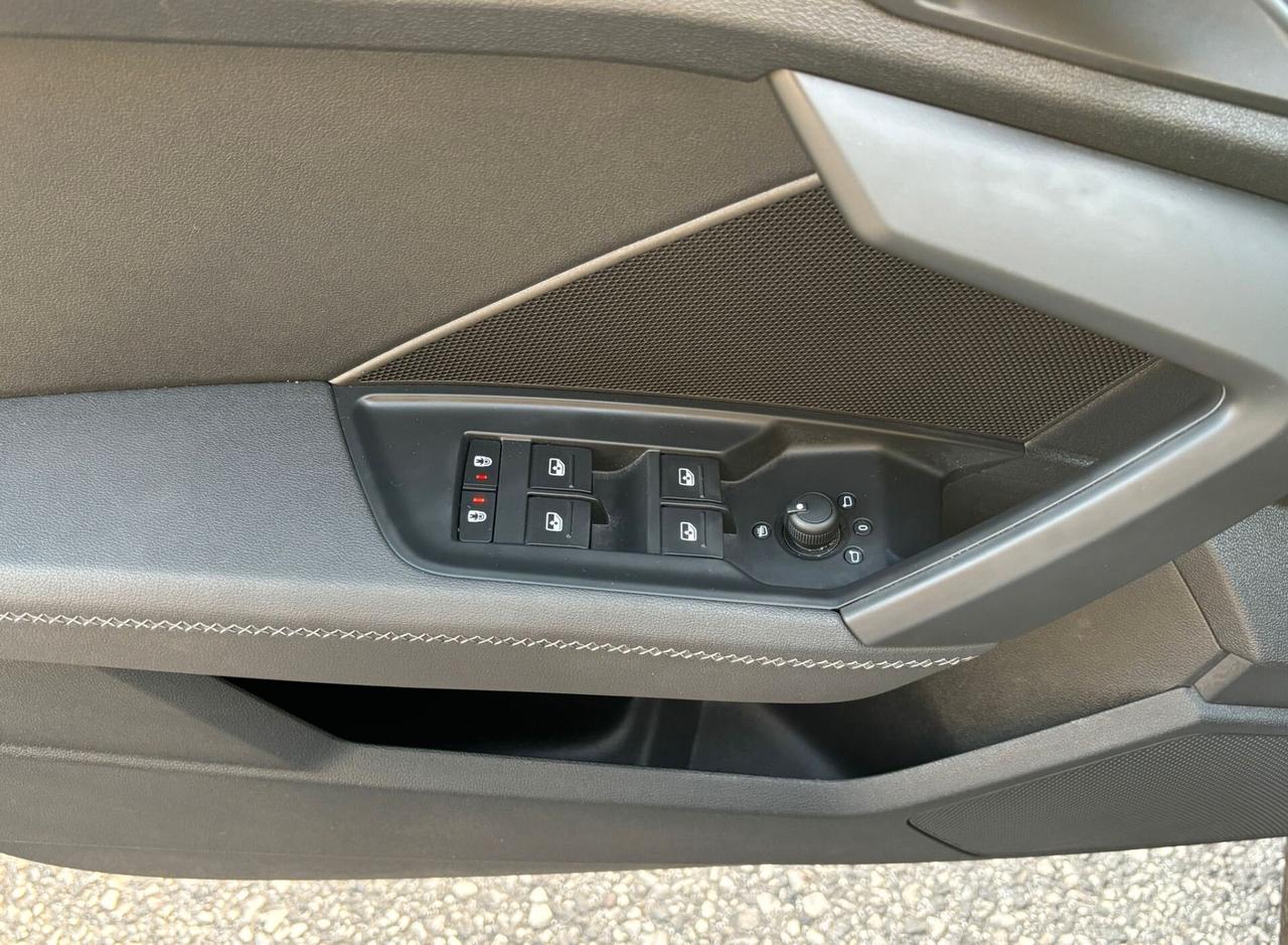 Audi A3 40 TDI Quattro 3 x S Line IVA ESP