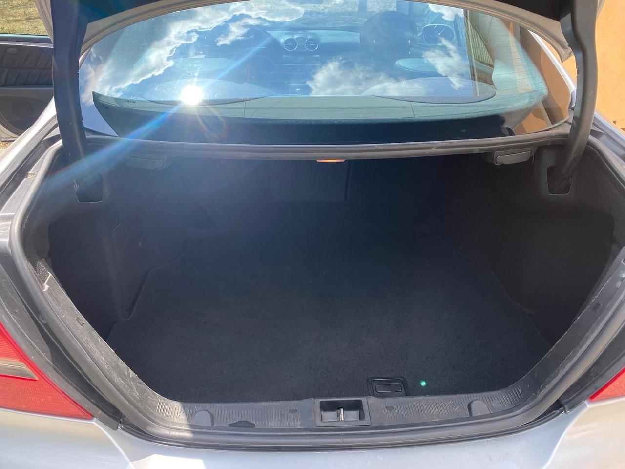 MERCEDES CLK 270 CDI MANUALE DAVVERO MOLTO BELLA GUARDA