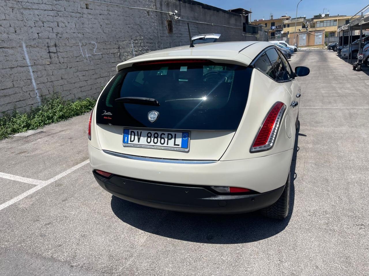 Lancia Delta 1.6 MJT DPF Argento