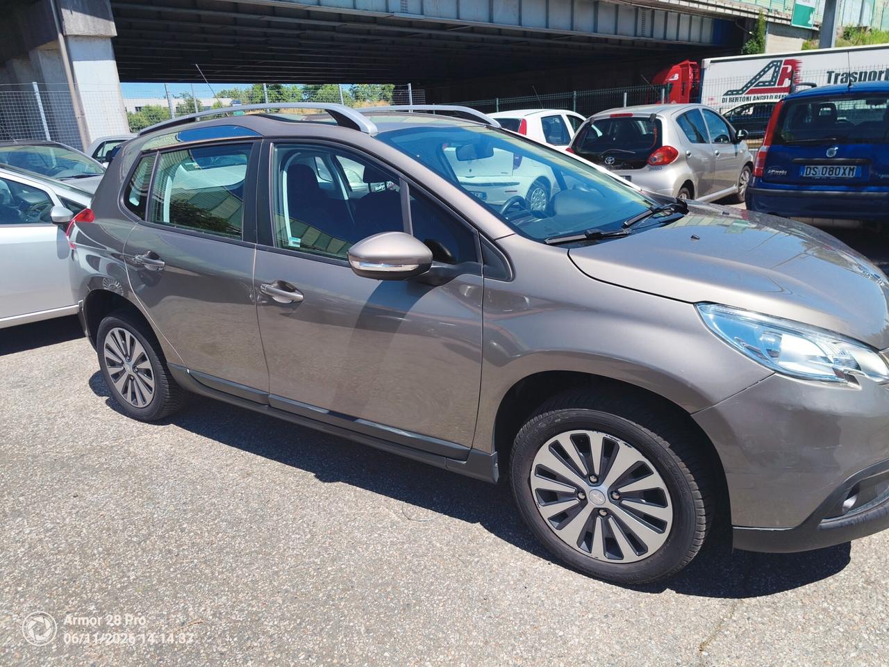 Peugeot 2008 1.2 e-VTi 82CV Stop&Start robotizzato Active