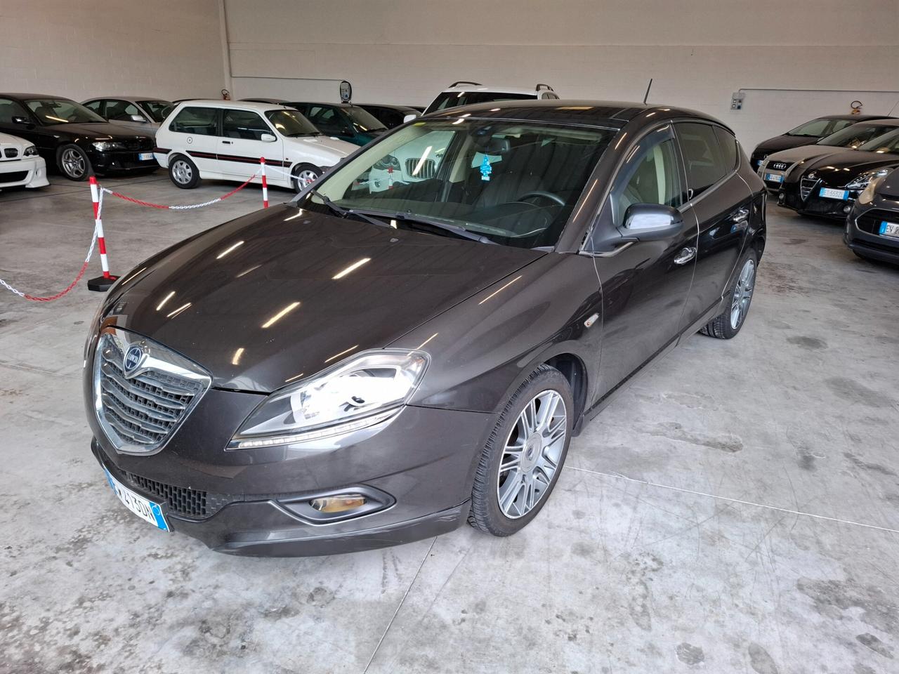Lancia Delta 1.6 MJT DPF Gold