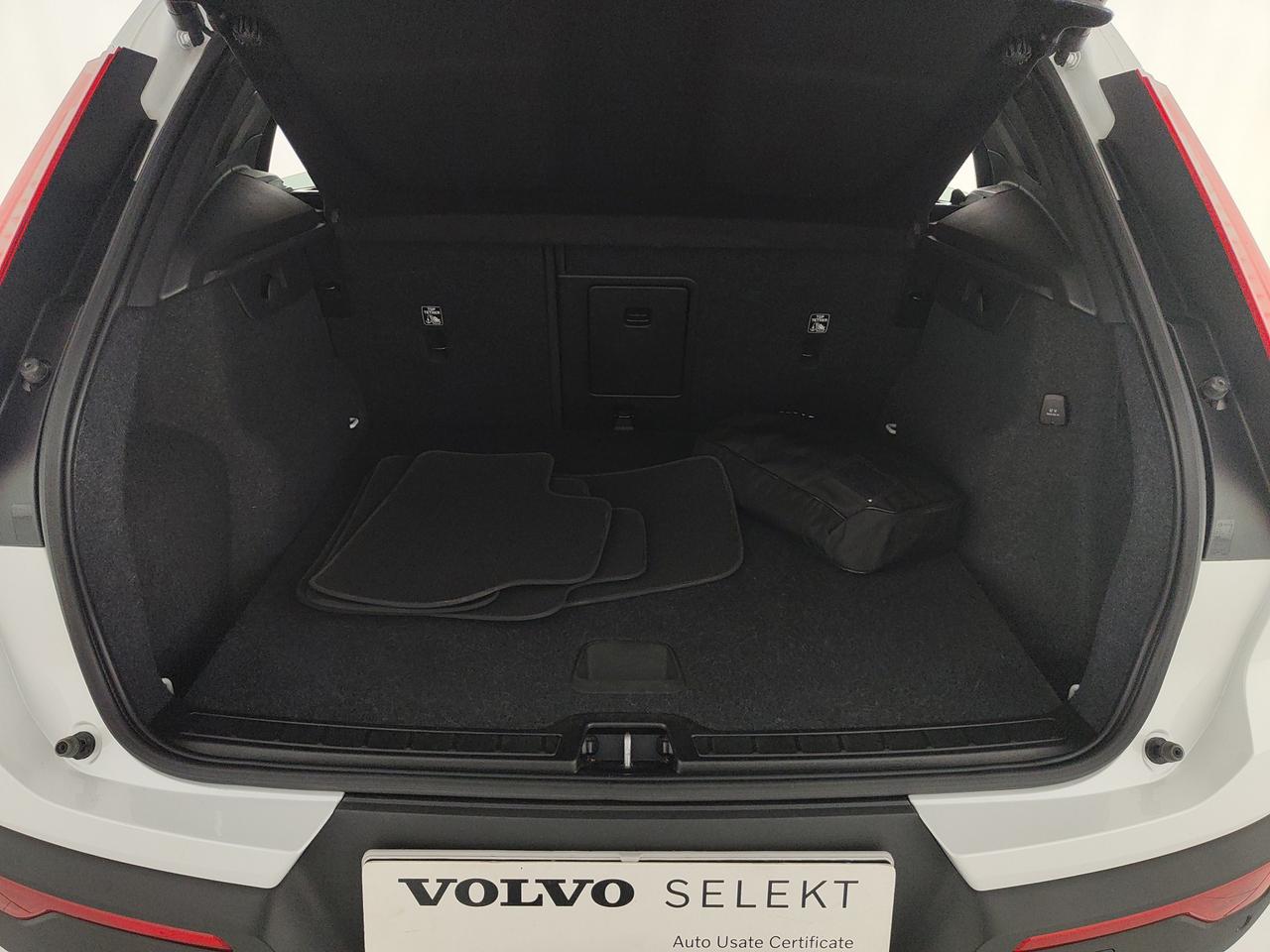 VOLVO XC40 1.5 t4 recharge phev Core auto