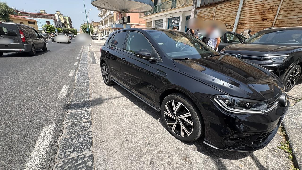 Volkswagen Polo 1.0 TSI R-Line BENZINA AUTOMATICA 2023 USATO