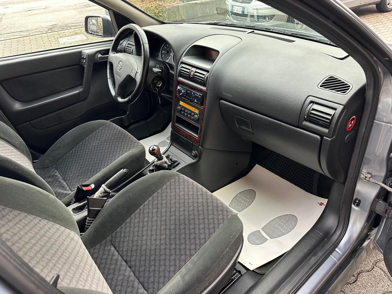 Opel Astra 1.6i 16V twin port cat 5 porte 'Njoy