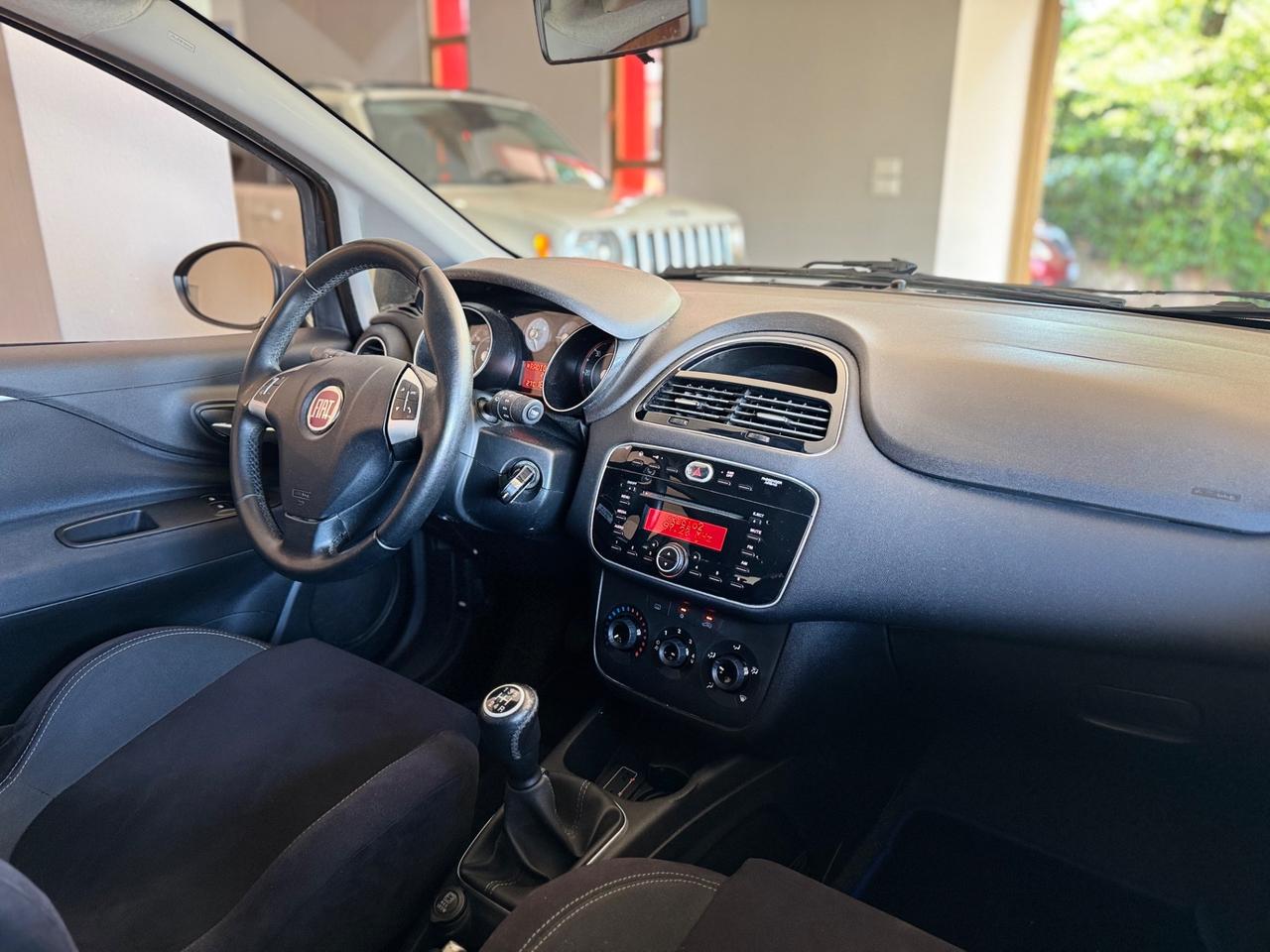 Fiat Punto 1.3 MJT II 75 CV 3 porte Street