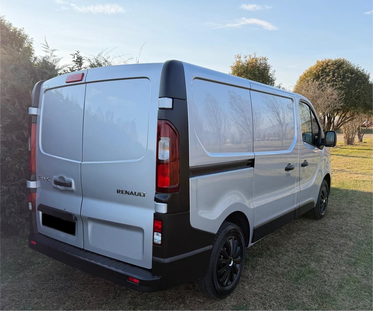 RENAULT TRAFIC 1.6 DCi 95 CV NEOPATENTATI Auto