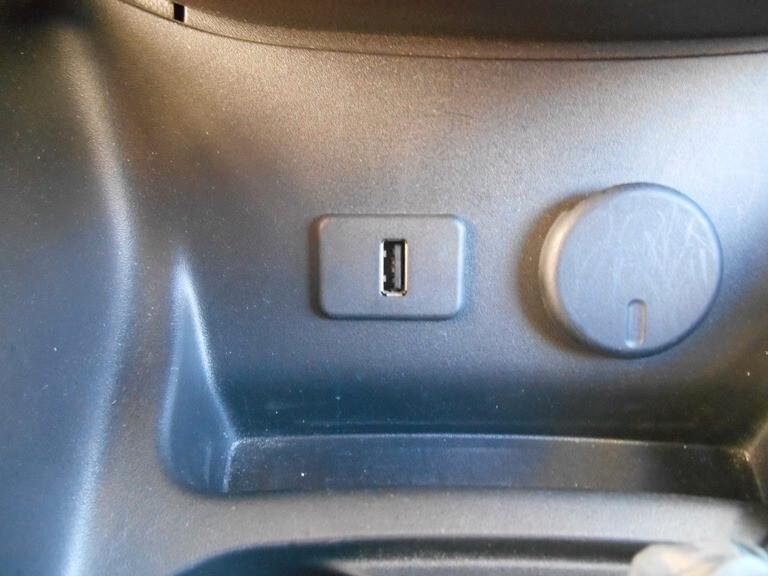 Opel Corsa 1.4 90CV GPL Tech 5 porte NEOPATENTATI