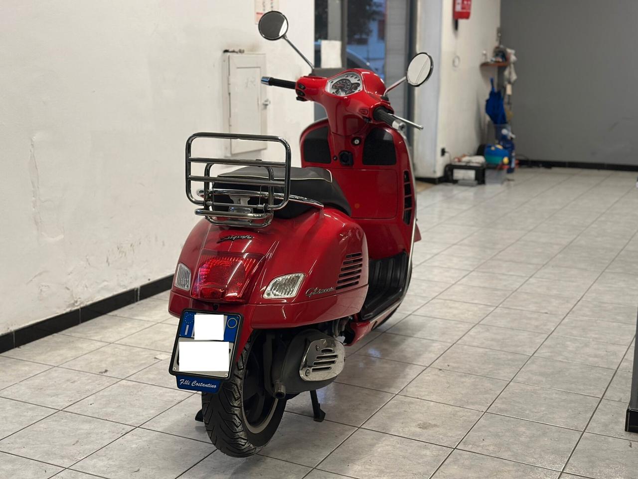 Piaggio Vespa 300 GTS Super ie