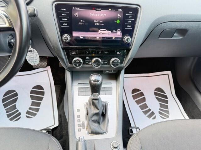 Skoda Octavia 1.6 TDI CR 115 CV DSG Wagon Executive