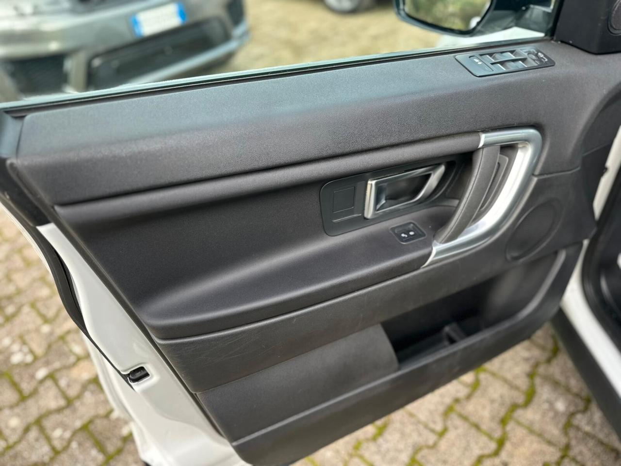 Land Rover Discovery Sport 2.0 TD4 150 CV HSE Luxury AUTOMATICO BI-COLOR