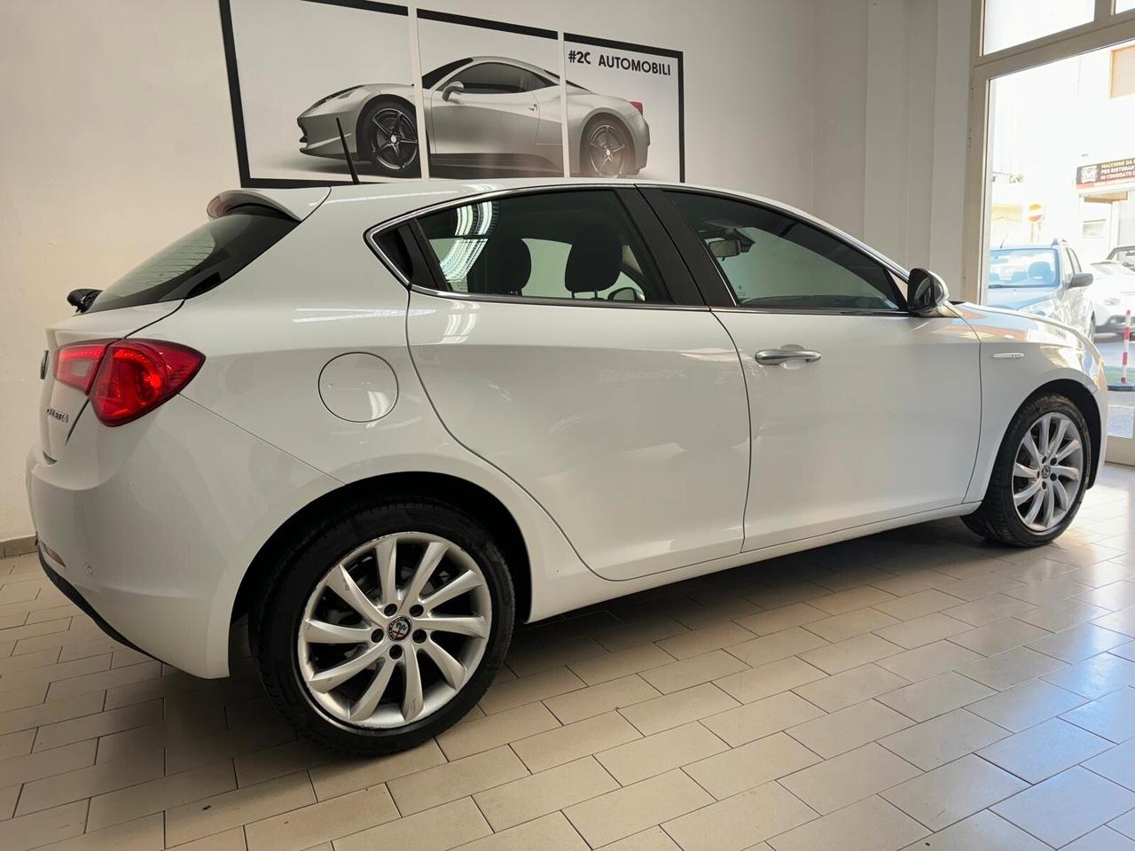 Alfa Romeo Giulietta 1.6 M-Jet 120 CV -cambio automatico/Diesel/Ritiro Usato