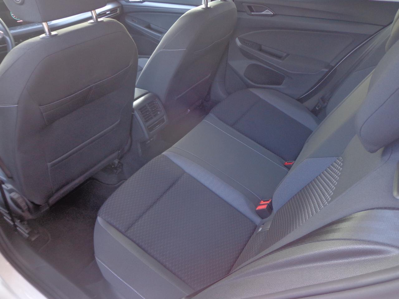 Volkswagen Golf 2.0 TDI 115 CV SCR Life