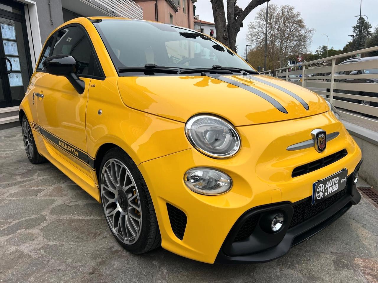 ABARTH 595 C 1.4 Turbo T-Jet 165cv PISTA 70°ANNIVERS.