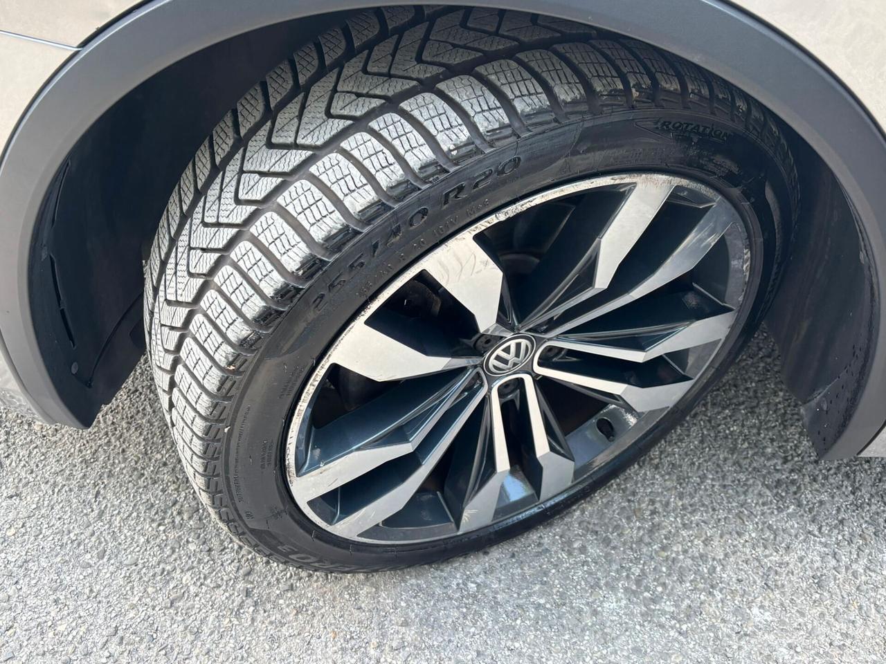 Volkswagen Tiguan 2.0 TDI 190cv DSG 4Motion R-line