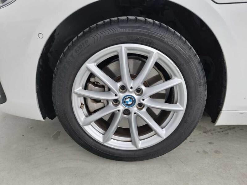 Bmw 2er Active Tourer 225xe Active Tourer iPerformance Business aut.