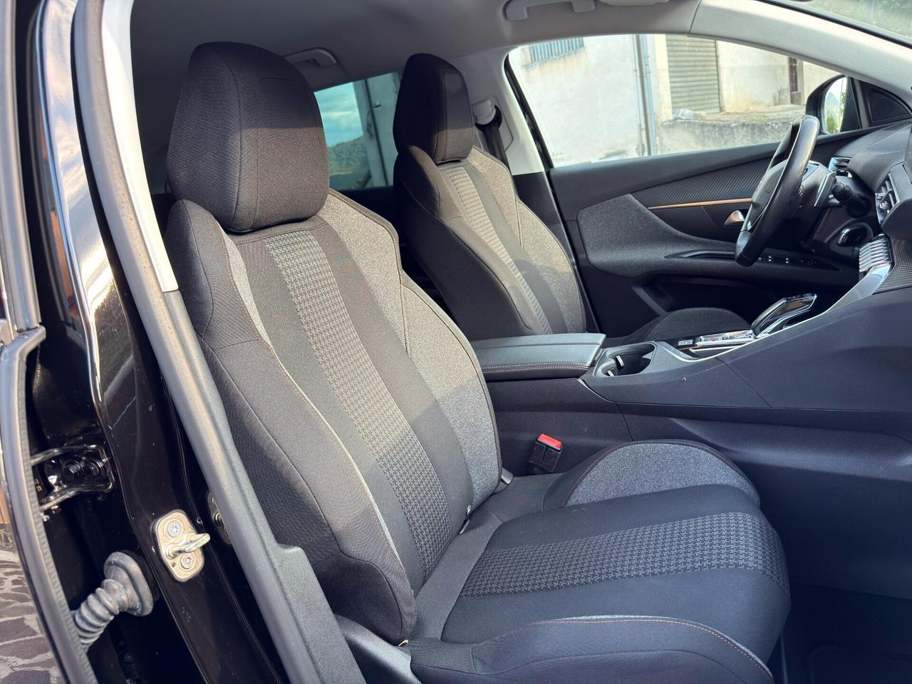 Peugeot 3008 BlueHDi 130cv S&S EAT8 2020