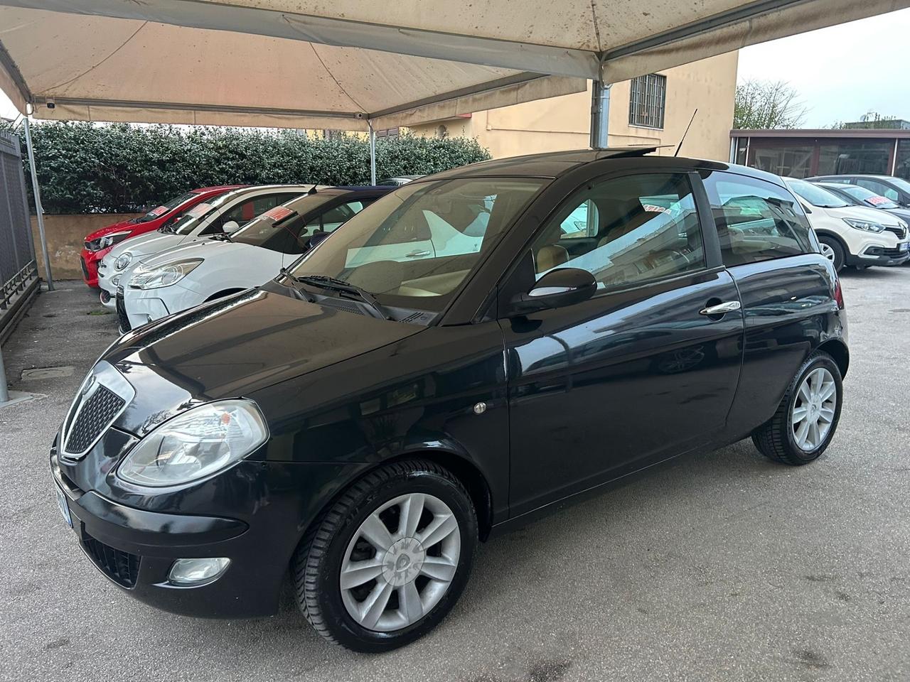 Lancia Ypsilon 1.3 Multijet 16V Platino