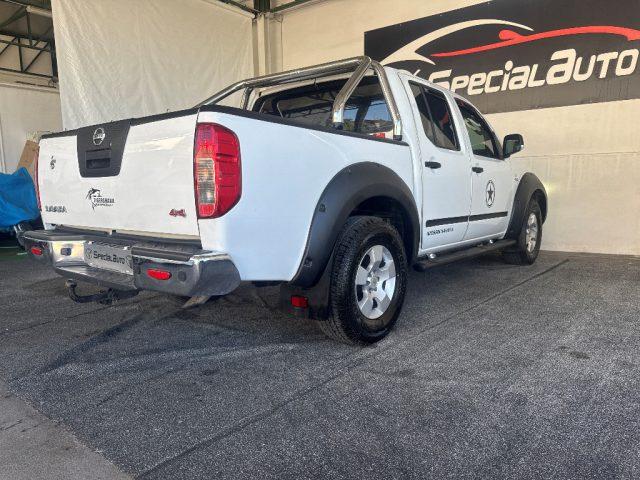 NISSAN Navara 2.5 dCi 4 porte Double Cab LE gancio traino