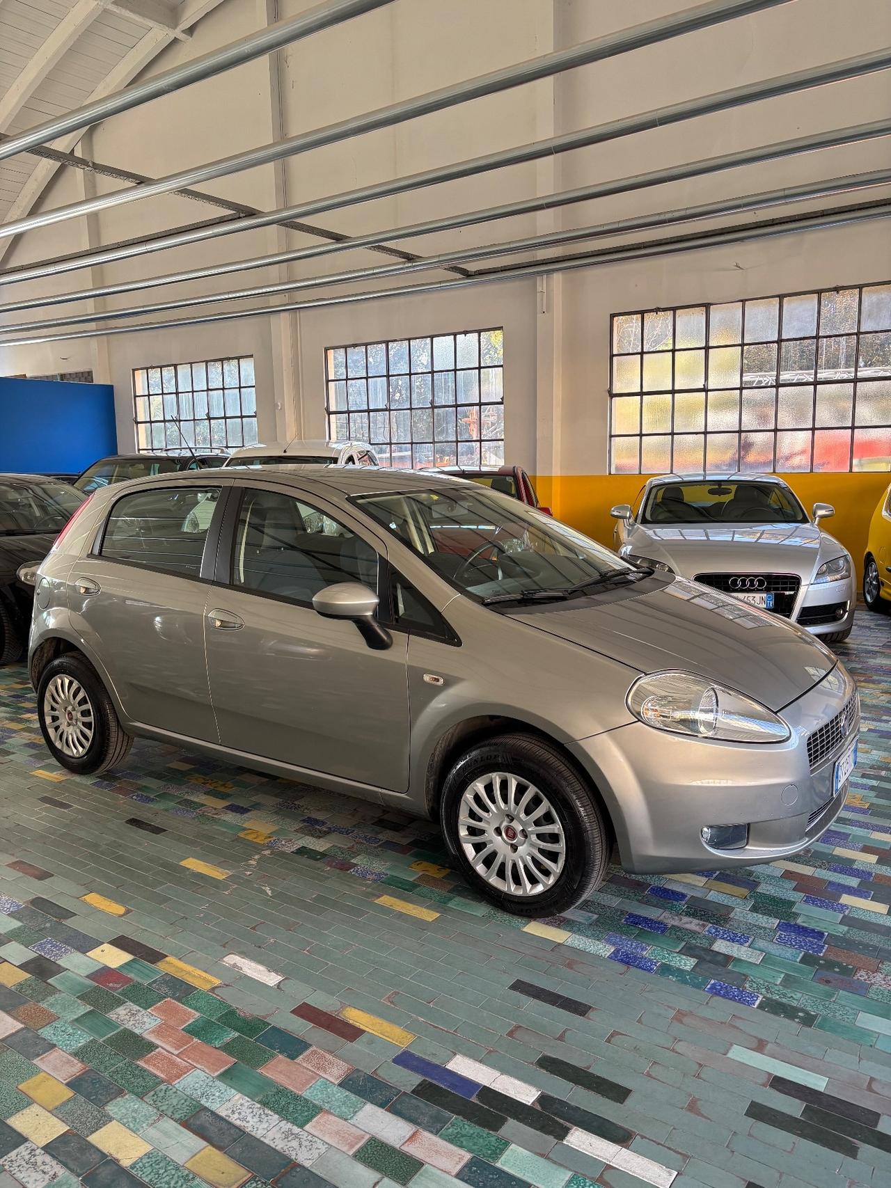 Fiat Grande Punto 1.4 METANO APPENA RINNOVATO