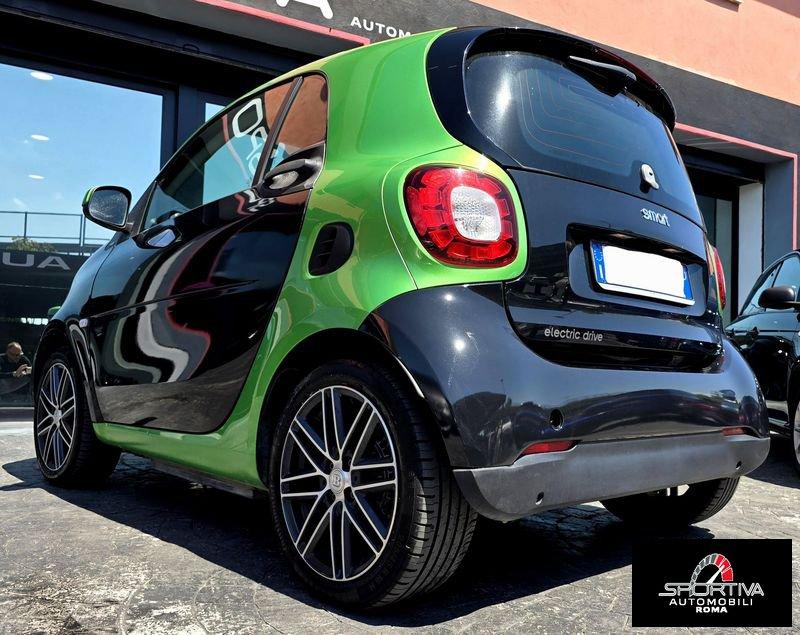 smart fortwo ELETTRICA BRABUS NAVI OTTIME CONDIZIONI