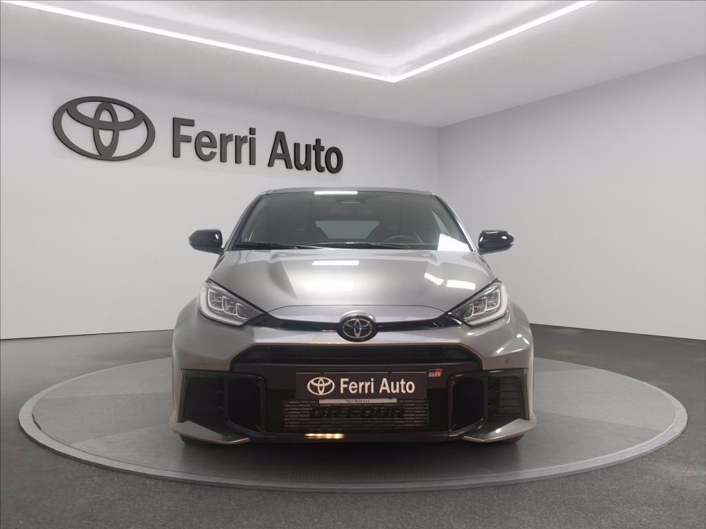 TOYOTA GR Yaris 1.6 Circuit dat-8 del 2025