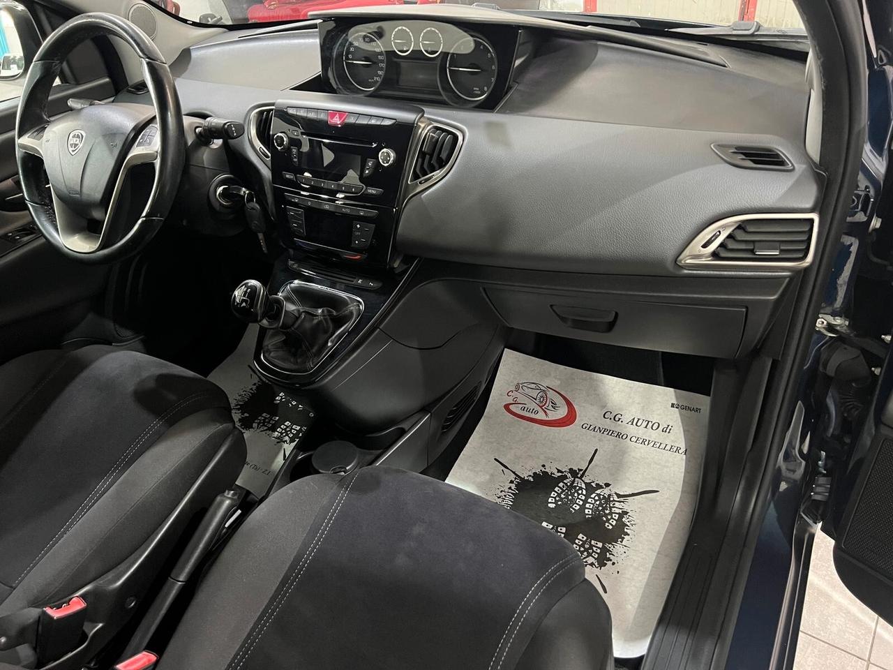 Lancia Ypsilon 1.2 69 CV - 30th Anniversary - 2015