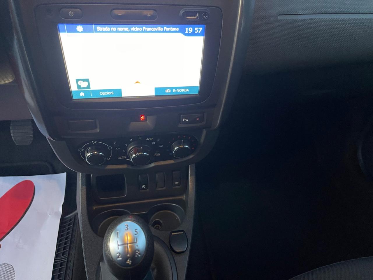 DACIA DUSTER 1.6 BENZINA EXPLORER LIMITED MY16