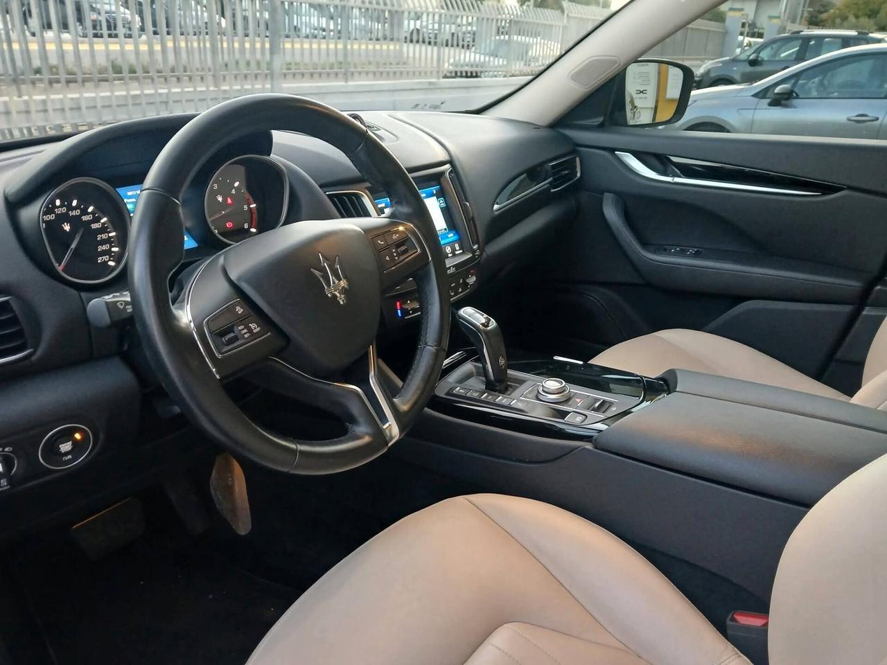 MASERATI Levante 3.0 V6 Diesel 250cv PARI AL NUOVO