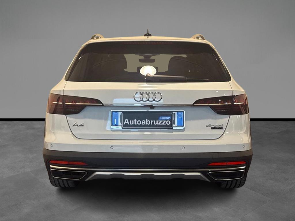 Audi A4 Allroad 40 2.0 TDI mHEV Identity Contrast Quattro S tronic