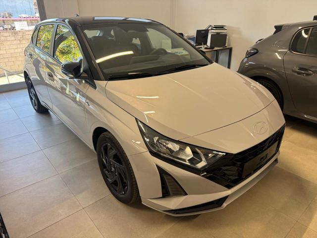 HYUNDAI i20 1.0 T-GDI dark line 90cv mt Km0