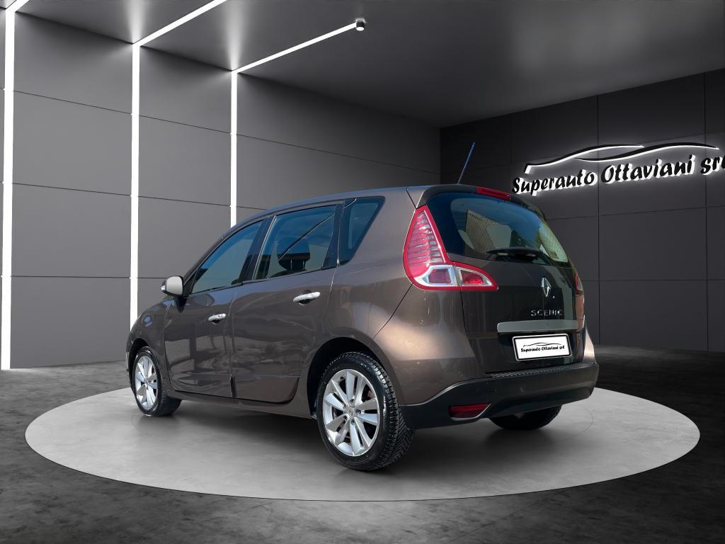 Renault Scenic X-Mod 1.5 dci Dynamique 110cv