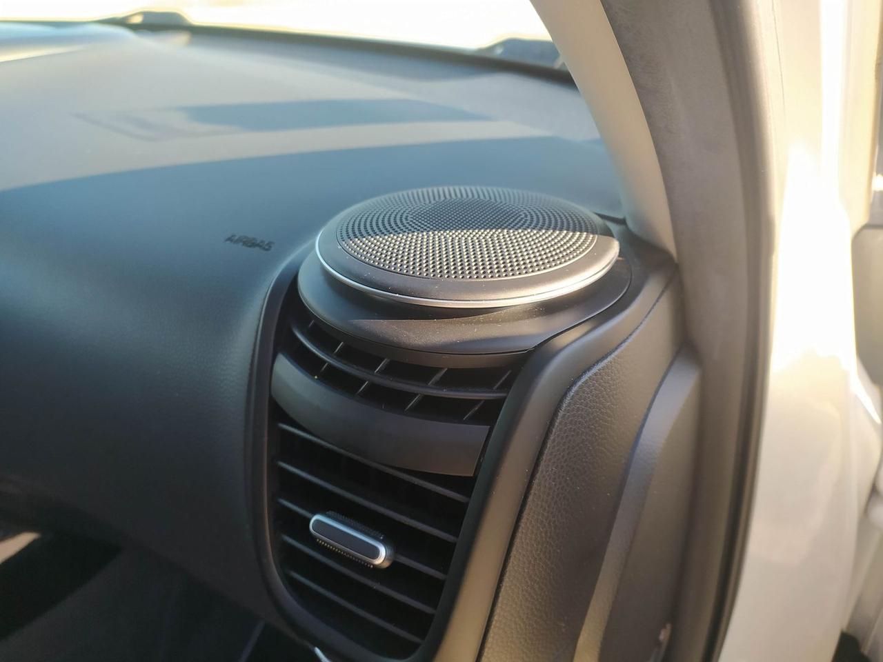 Kia Soul Limited 1.6 CRDi #8110