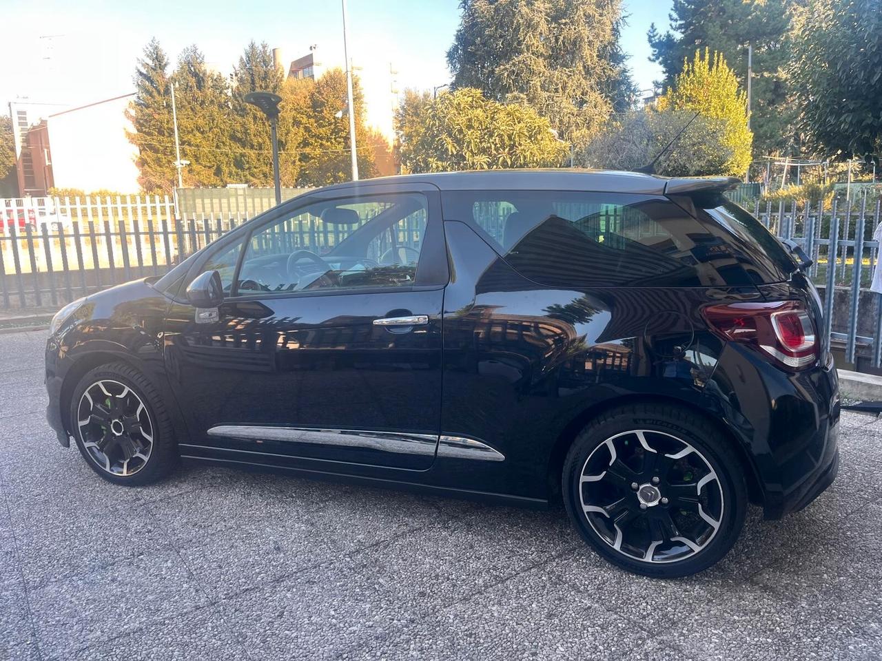 Ds DS3 3 1.6 THP Just Black - 2014